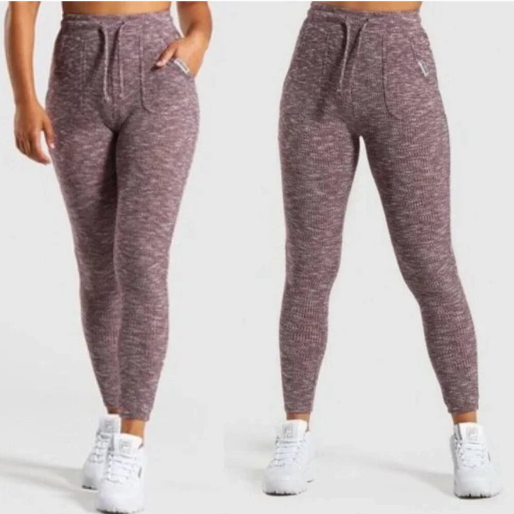 Gymshark Bundle Slounge Set Size Medium (2 Pieces) - image 6